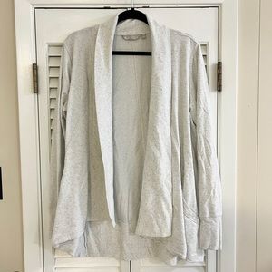 Athleta Pranayama Wrap Size XL